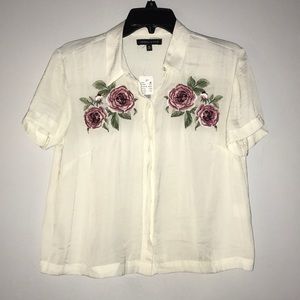 Kendall and Kylie button down M